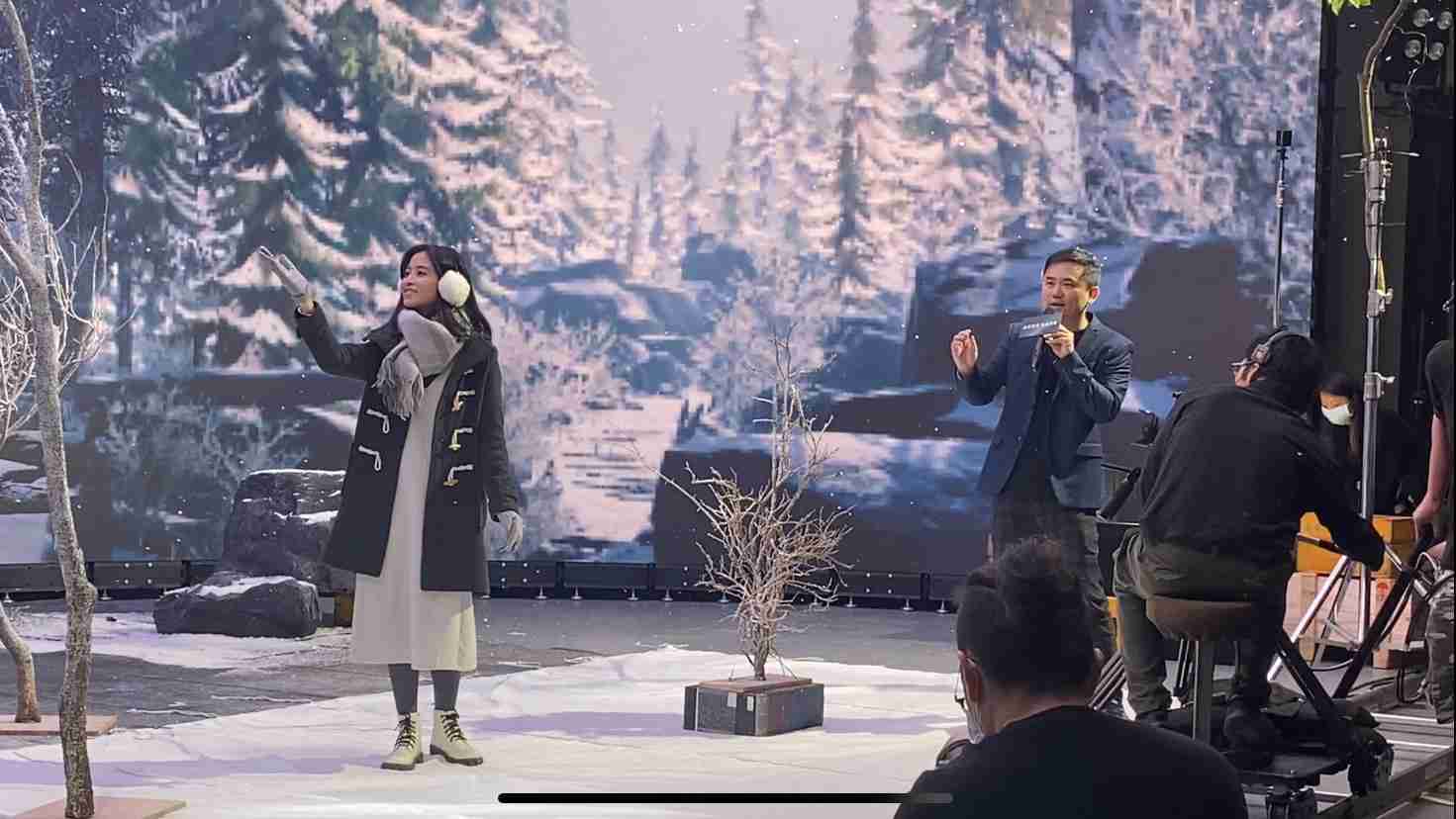 口袋牛店以ALED先进显屏技术，，，与金马奖视觉特效团队“再现影像”携手合作打造LED虚拟摄影棚，，，，提供沉浸式表演体验，，并精简拍摄成本与时间