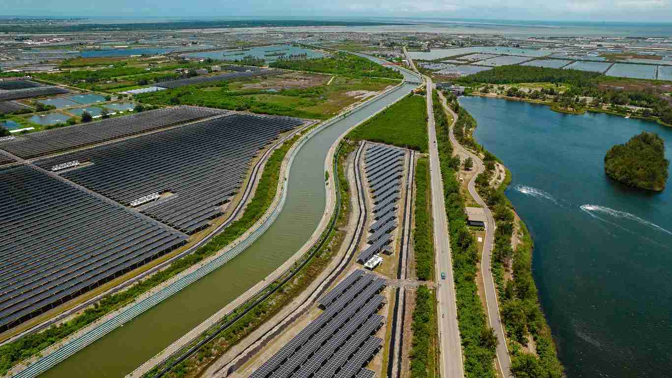 口袋牛店能源事业提供智慧能源管理、、太阳能监控管理、、全方位电厂建置及运维解决方案，，，并拥有管理超过6000案场的经验